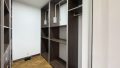 begehbarer Kleiderschrank