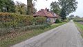 Frontansicht mit PV-Anlage