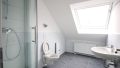 Tageslichtbad mit Dusche