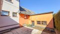 Uneinsehbare Terrasse und Garage