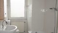 Tageslichtbad mit Badewanne