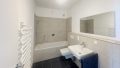 Wannenbad mit WC