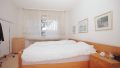 Schlafzimmer im Ergeschoss