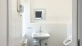 modernes Tageslicht-WC