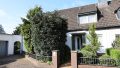 Vorderansicht mit Garage