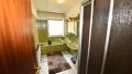 Badezimmer im Erdgeschoss