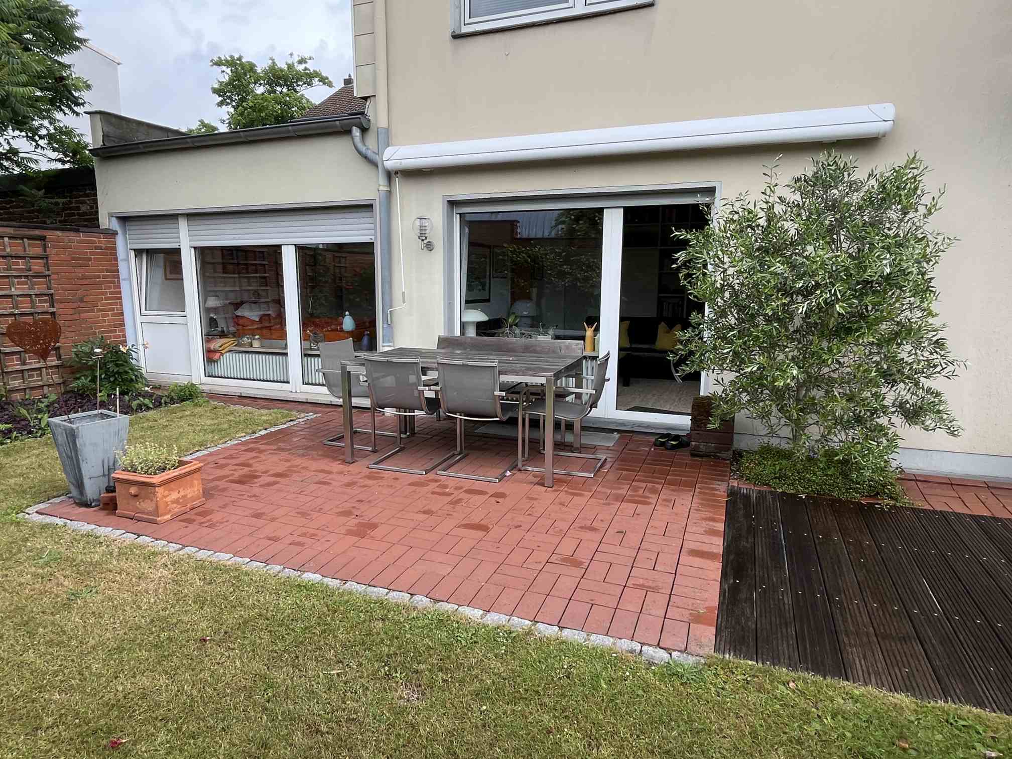 Tolle EG-ETW mit Garten