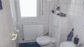 Personal-WC im Windfang