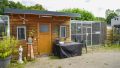 Gartenhaus mit Voliere