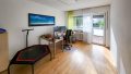Arbeitszimmer mit Balkon OG