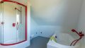 Wanne + Dusche!