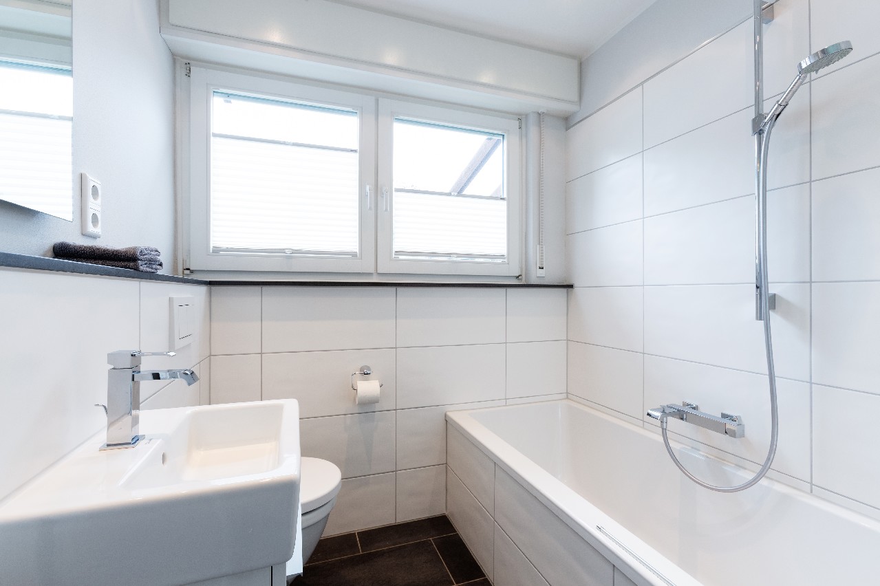 Wannenbad im Erdgeschoss