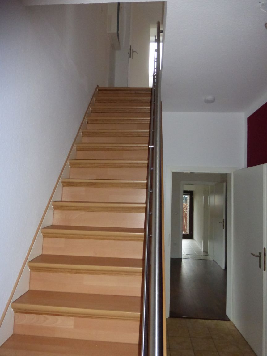 Treppe vom Haupthaus