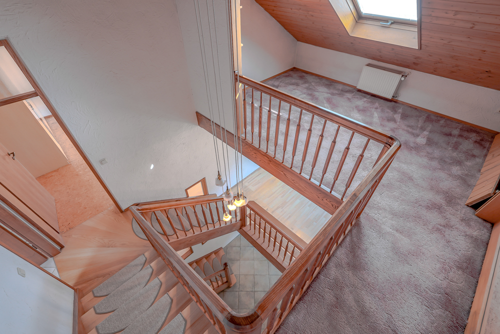 Treppenhaus DG + Galerie