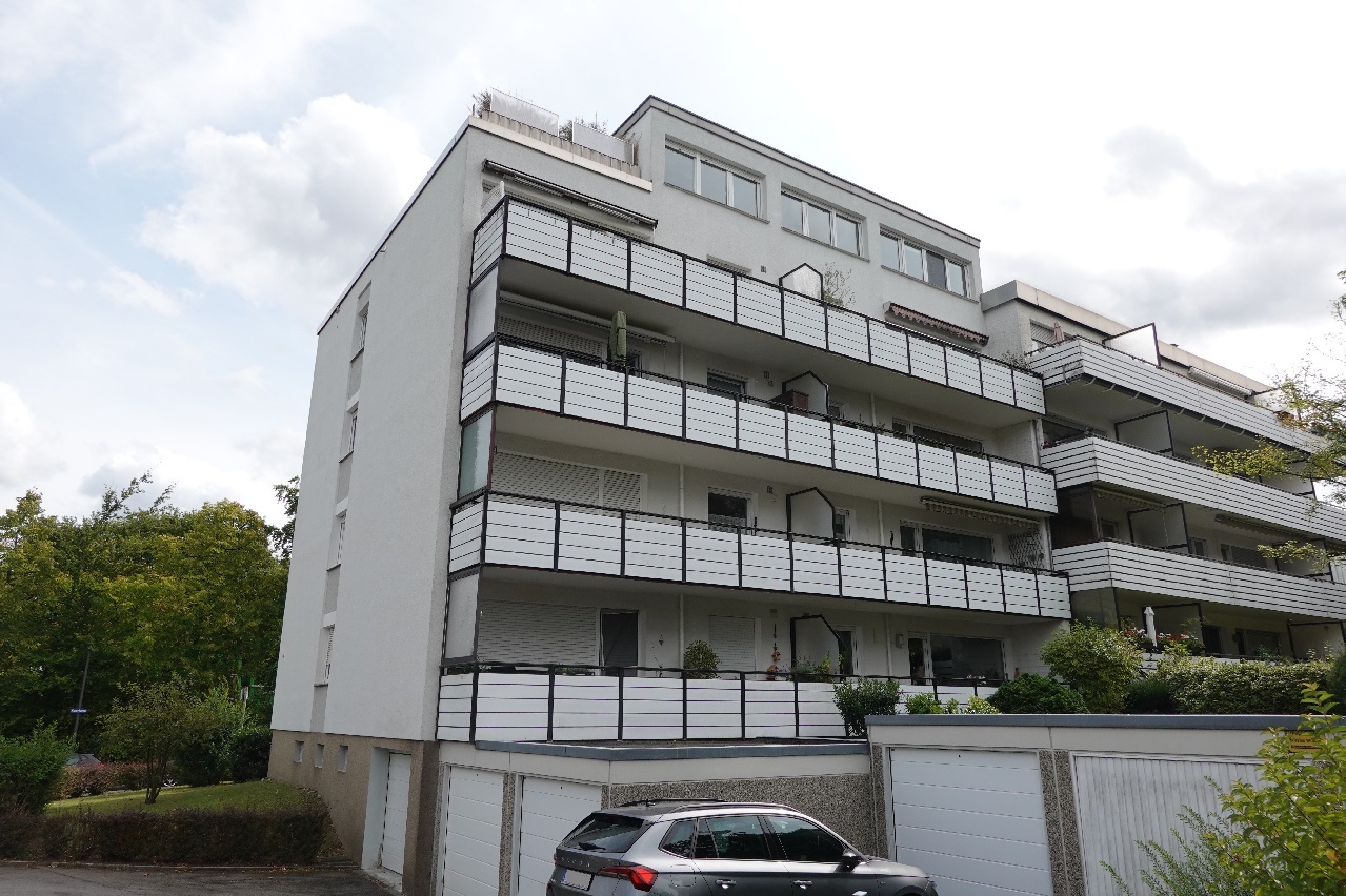 Rückansicht auf die Balkone