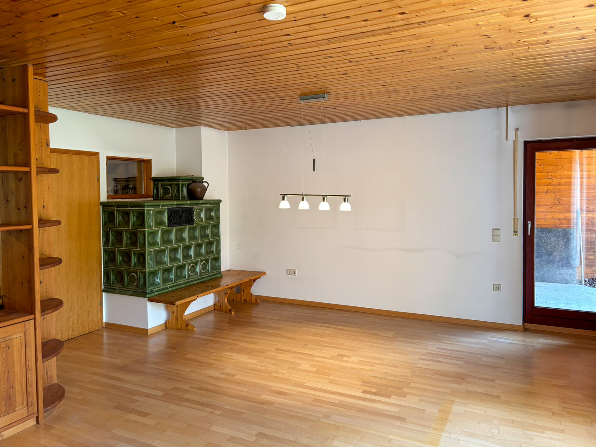 Wohnzimmer / Esszimmer EG rechts