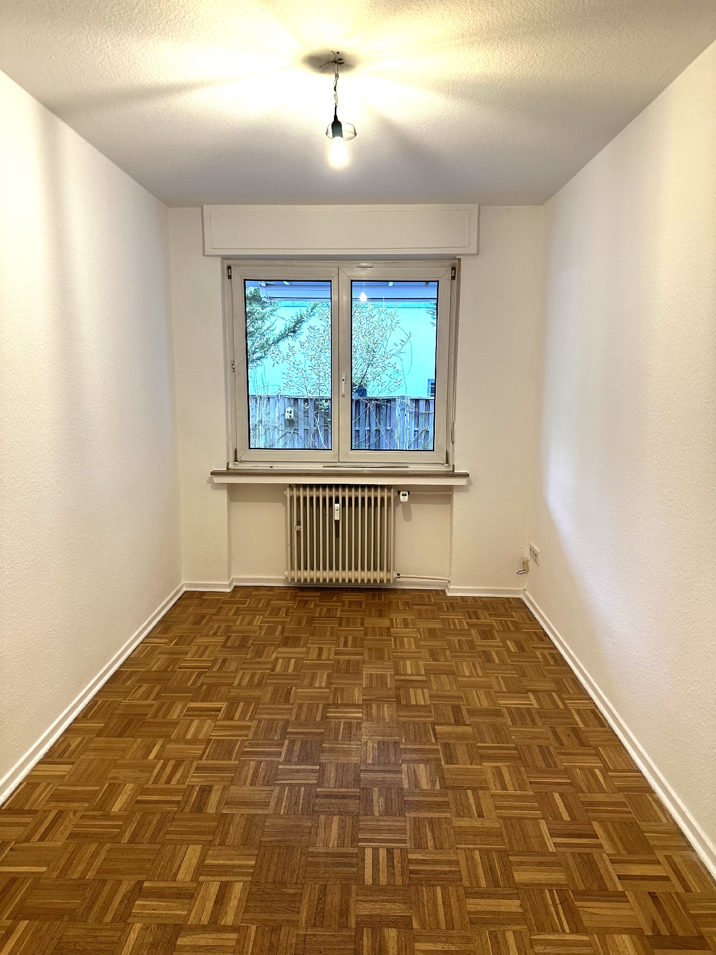 Gäste-/Arbeitszimmer