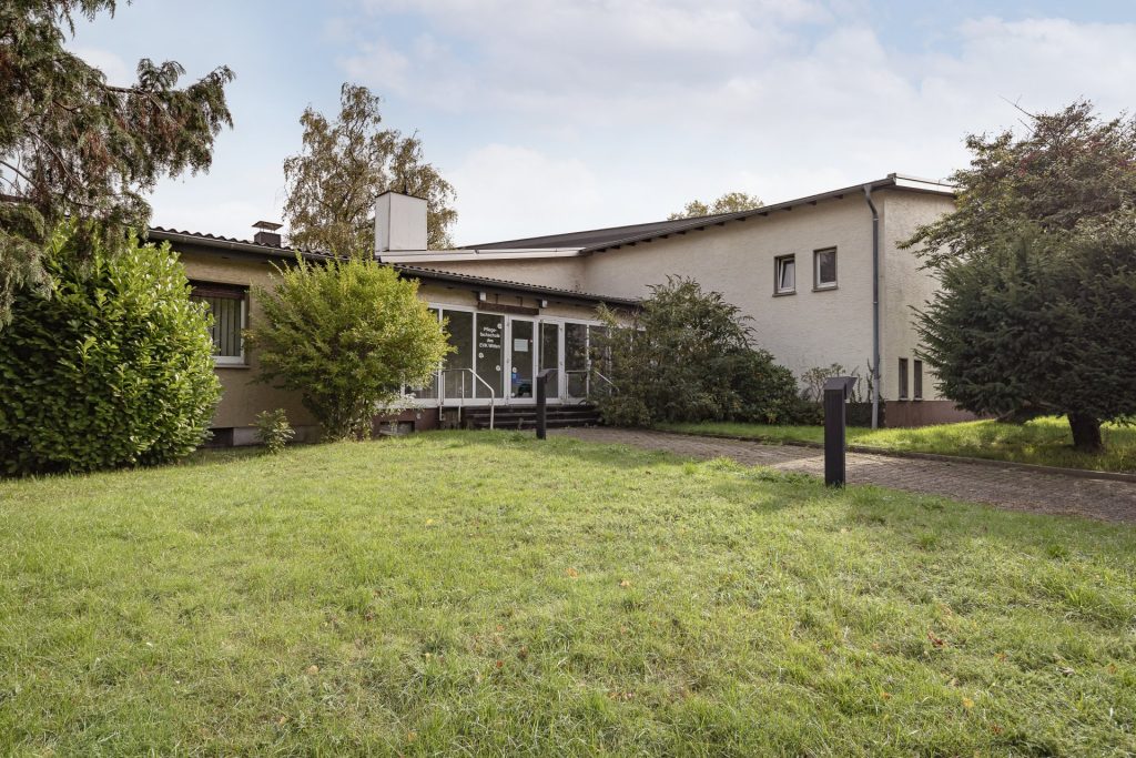 Außenansicht Gemeindehaus