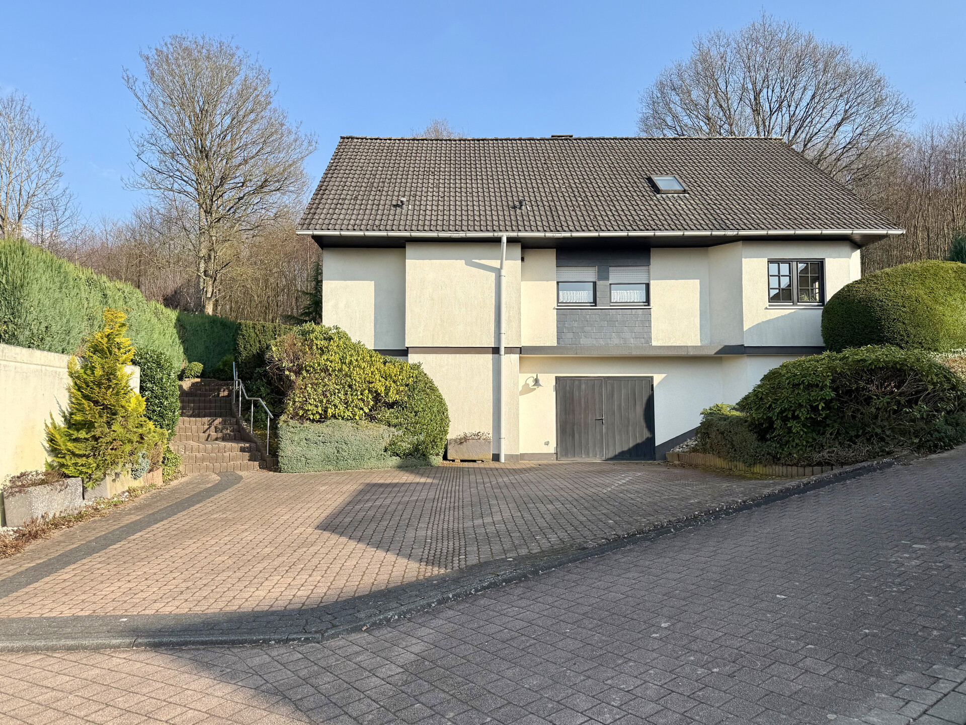 Straßenansicht
