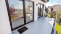 Der ca. 9 m² große  Balkon