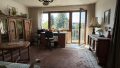 Büro mit Austritt auf den Balkon
