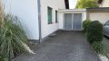 Garage und Stellplätze