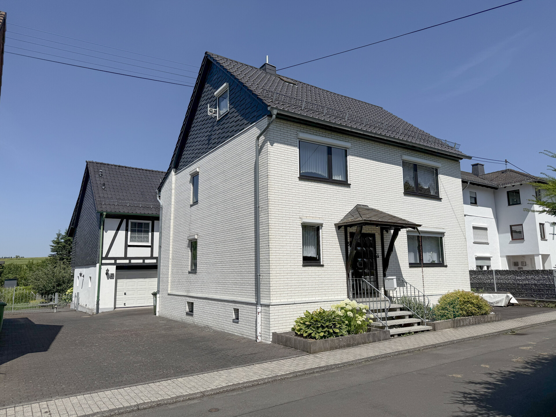 Straßenansicht