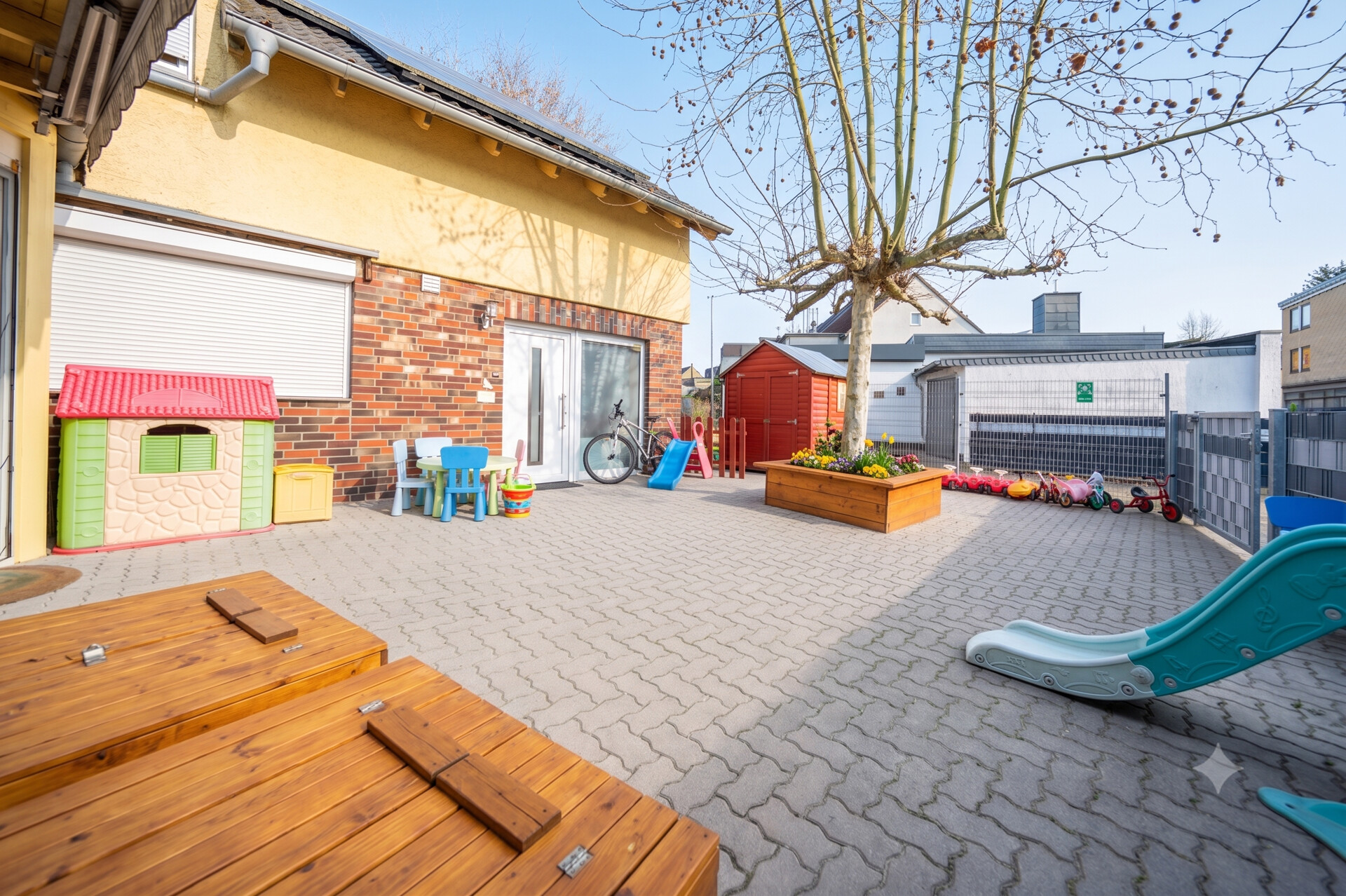 Kita Garten KI generiert