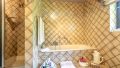Badewanne + Dusche