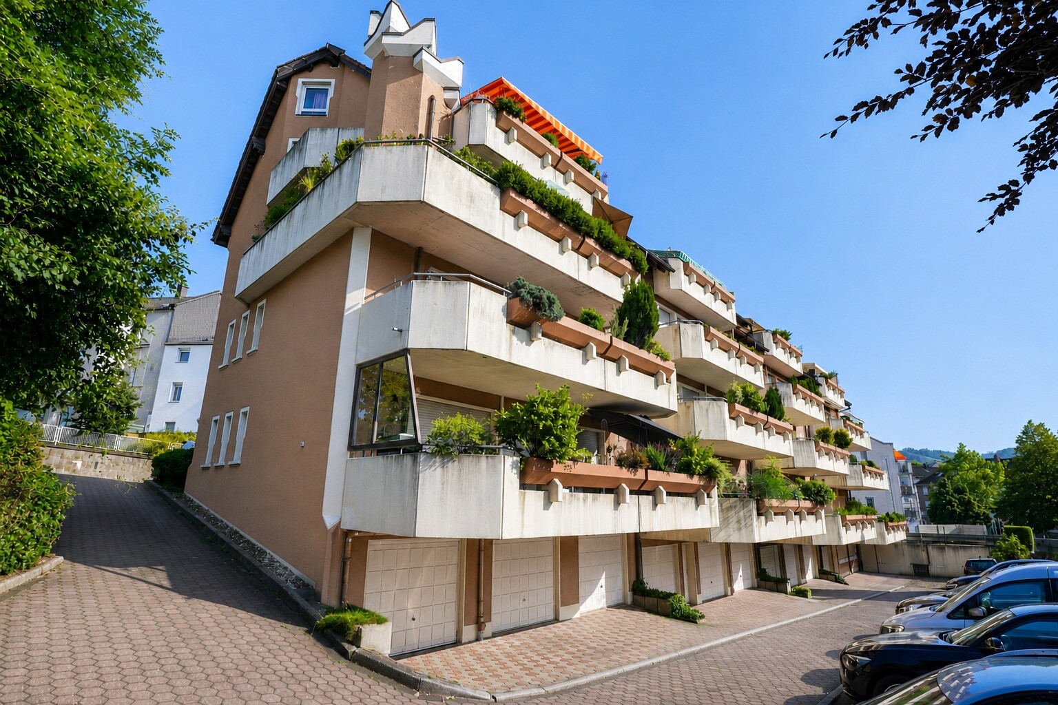 Hausrückseite