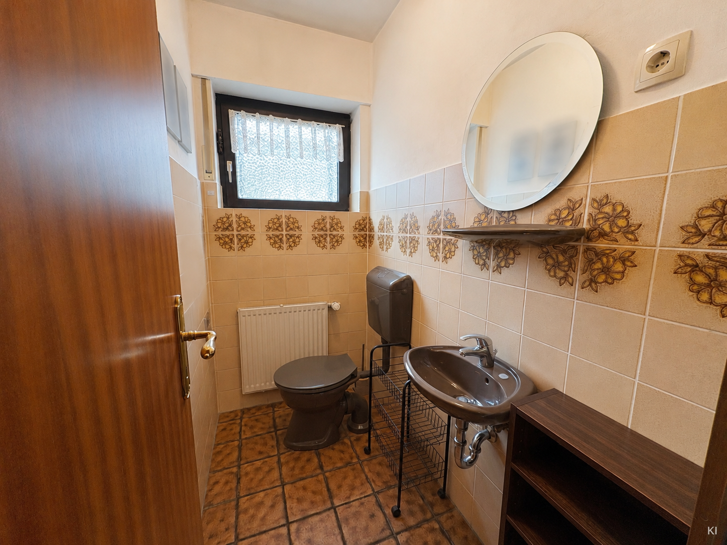 Gäste-WC ( EG )