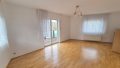 Zimmer mit Balkon