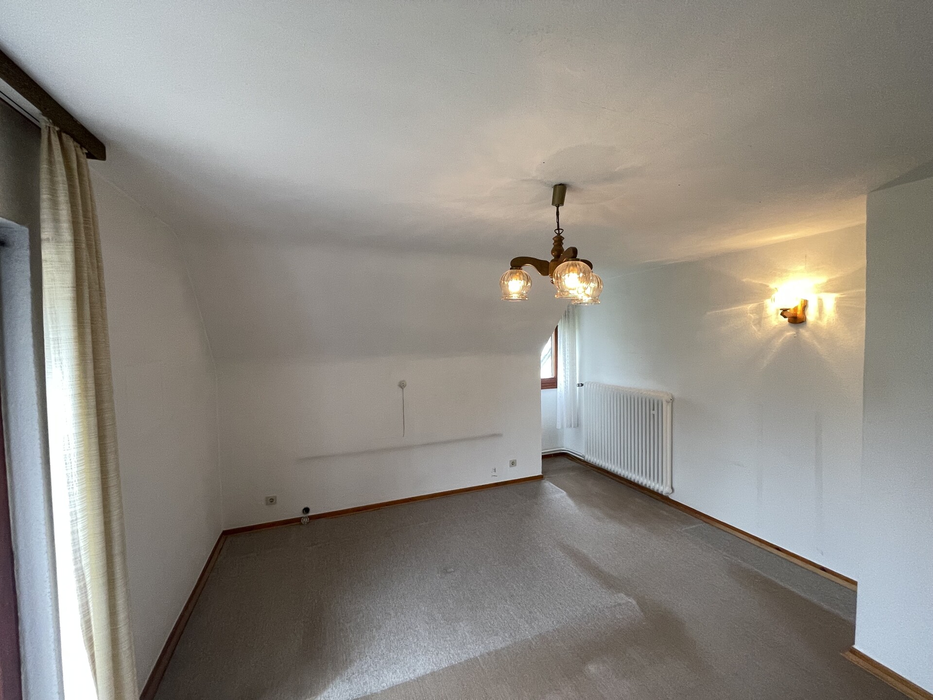 großes Schlafzimmer