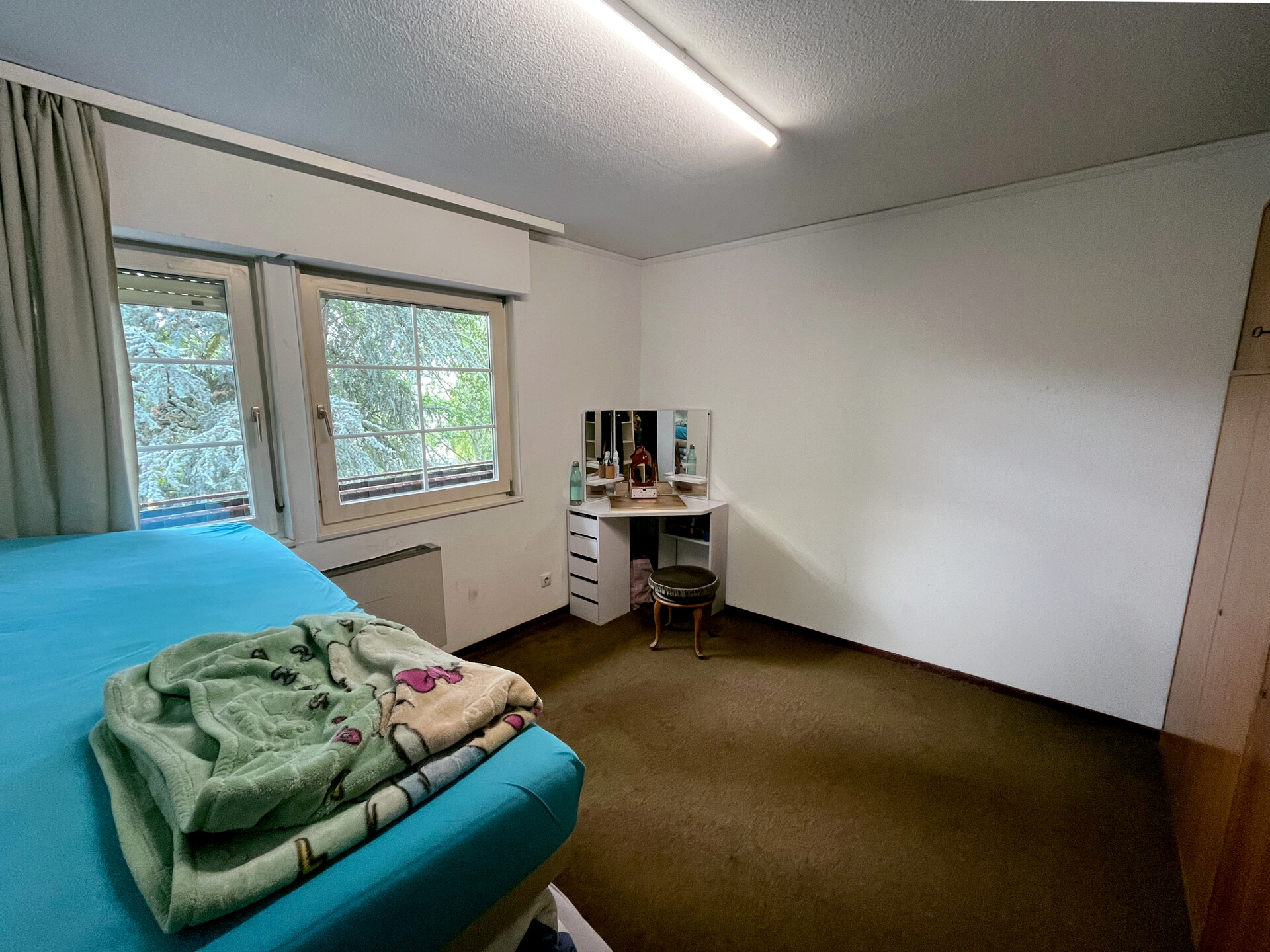 Schlafzimmer 1 (EG)