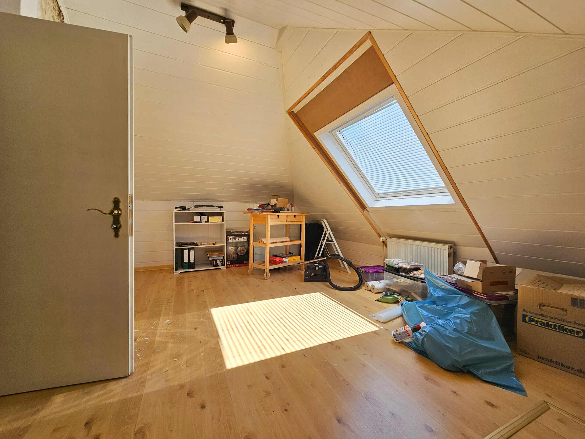 Schlafzimmer DG