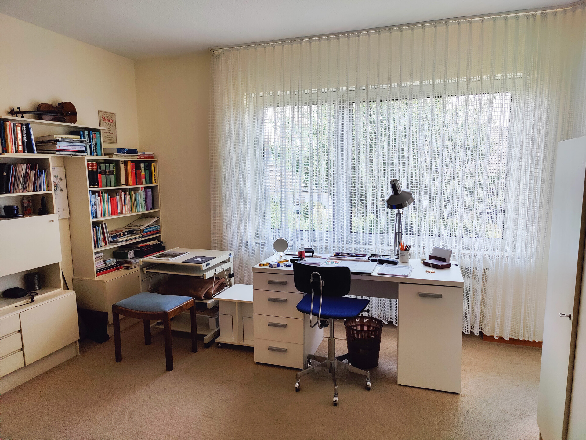 Büro EG
