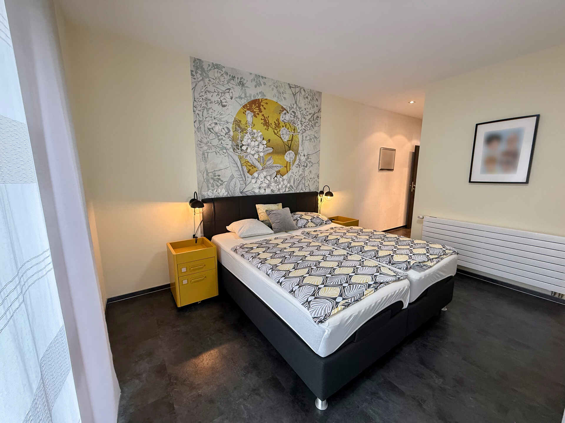 Elternschlafzimmer mit Ankleide