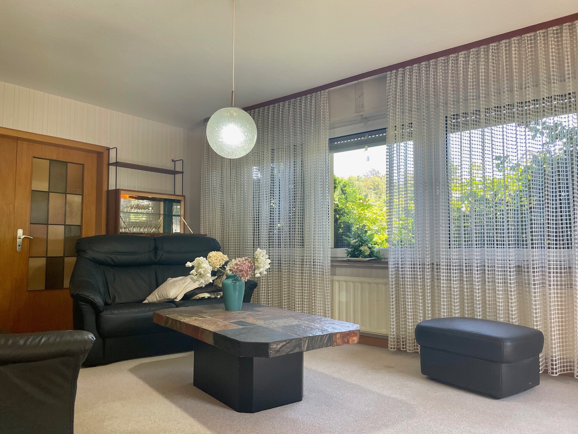 Wohnzimmer (EG)