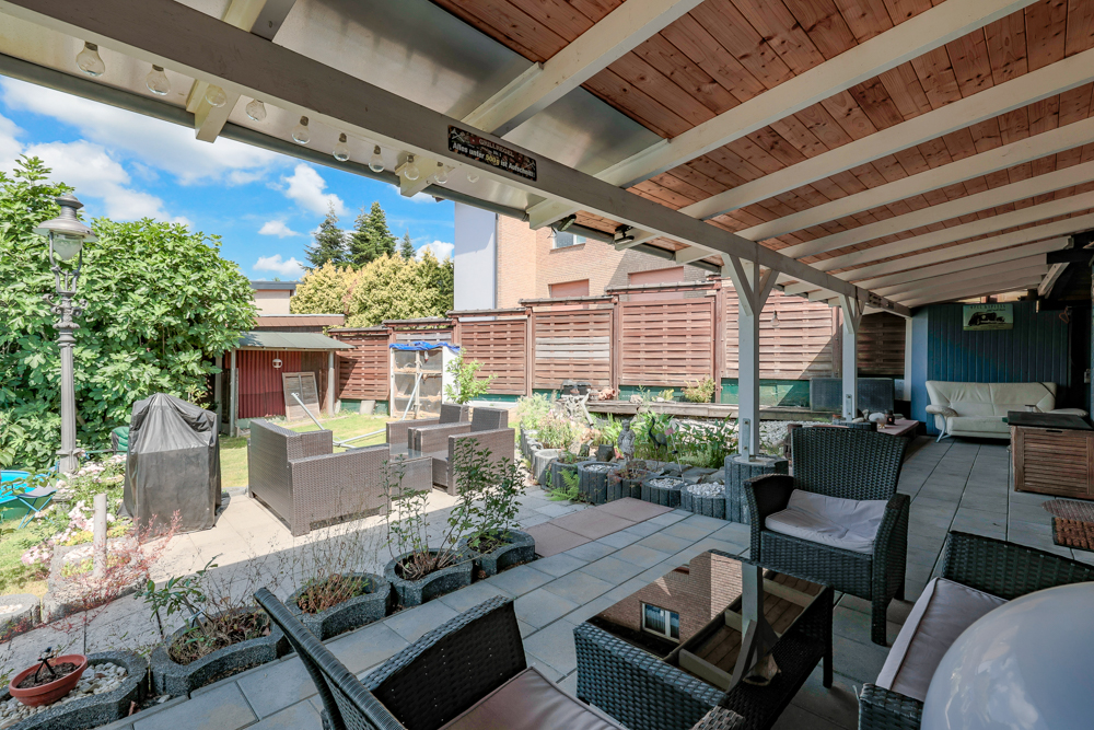 Terrasse Gartenseite