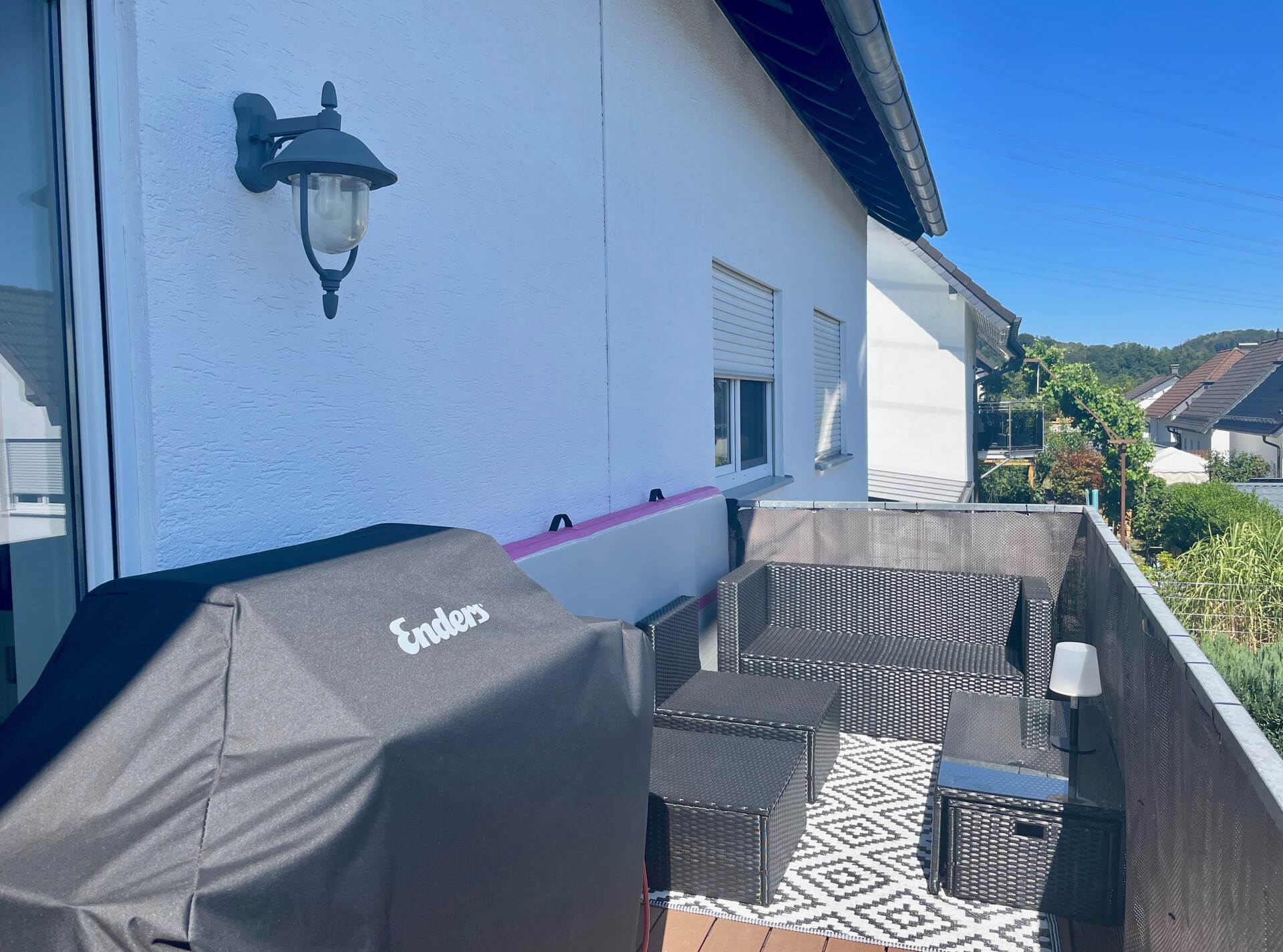 Balkon als Verlängerung des Wohnzimmers