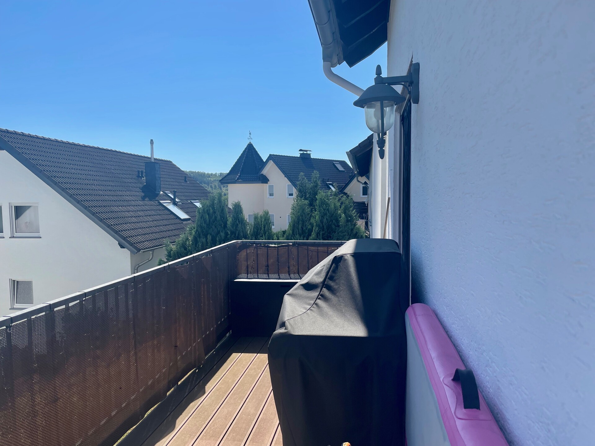großer Balkon