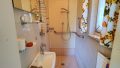 Dusche (ggf. AR) EG