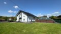 Seitenblick mit Pool