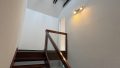 ...mit architektonischen Highlights (Empore & Balken)