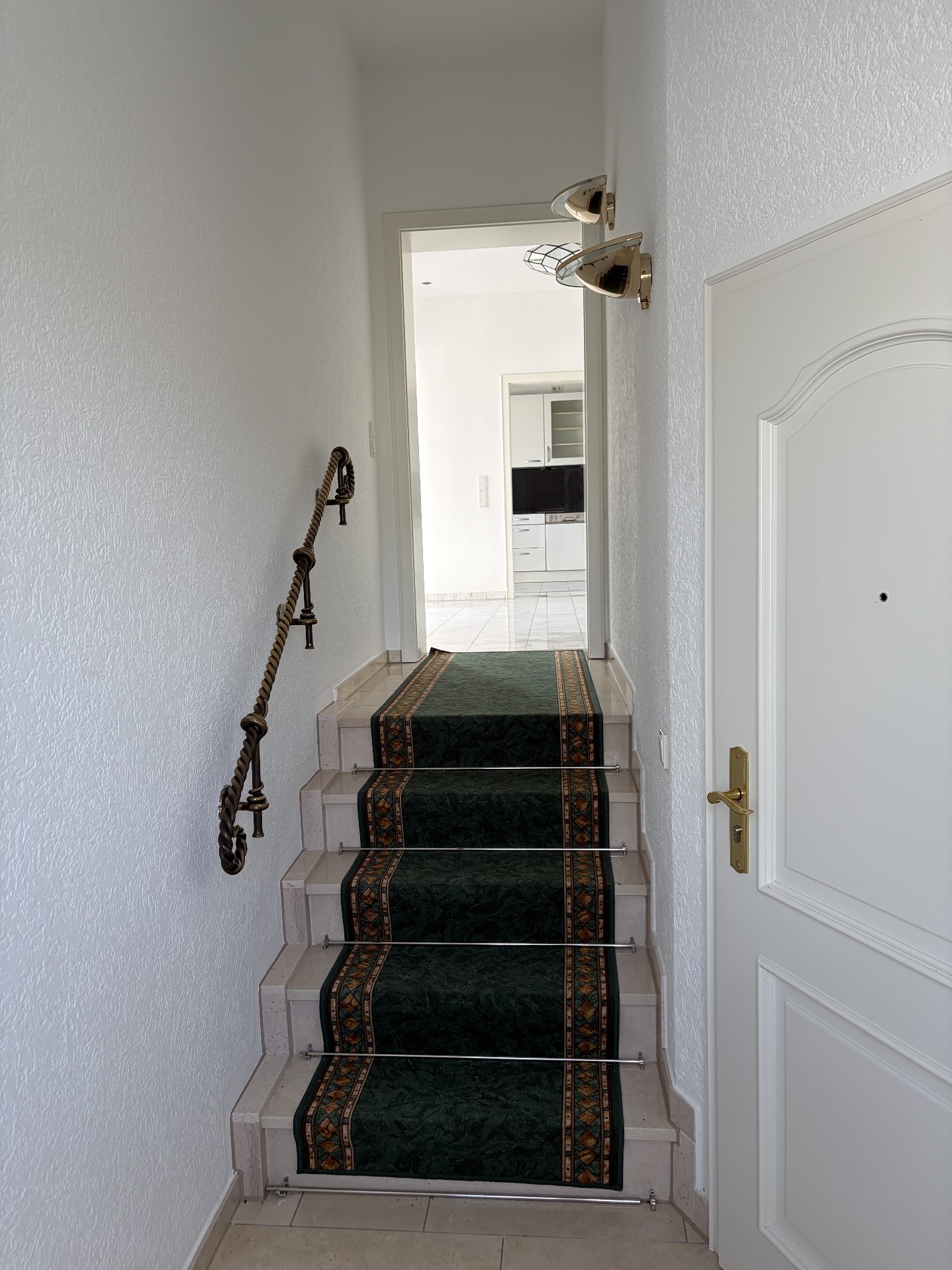 Eingangsdiele Fahrstuhl / Treppenhaus