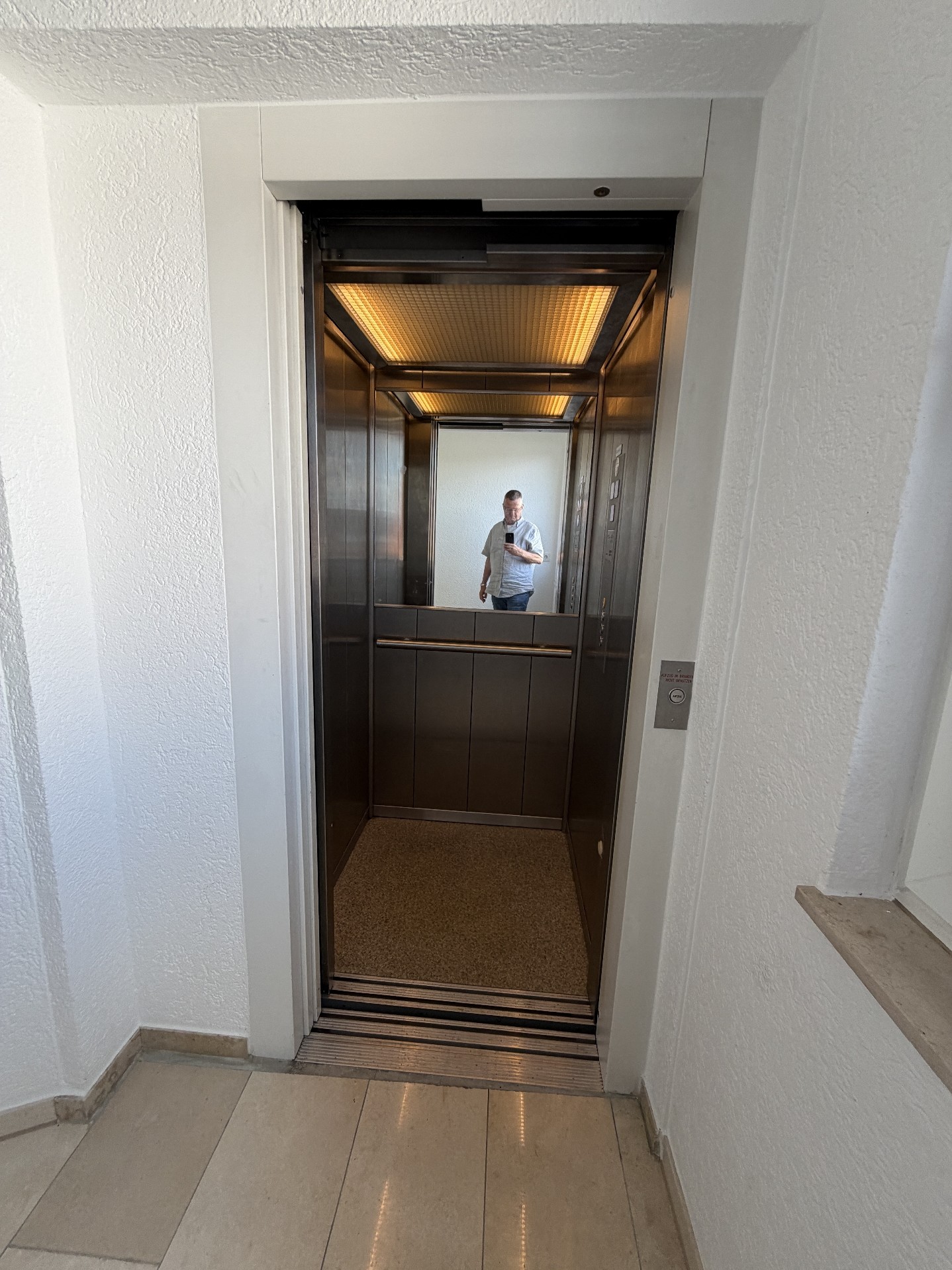 Eigener Fahrstuhl ins DG