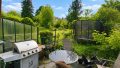 Terrasse und Grün