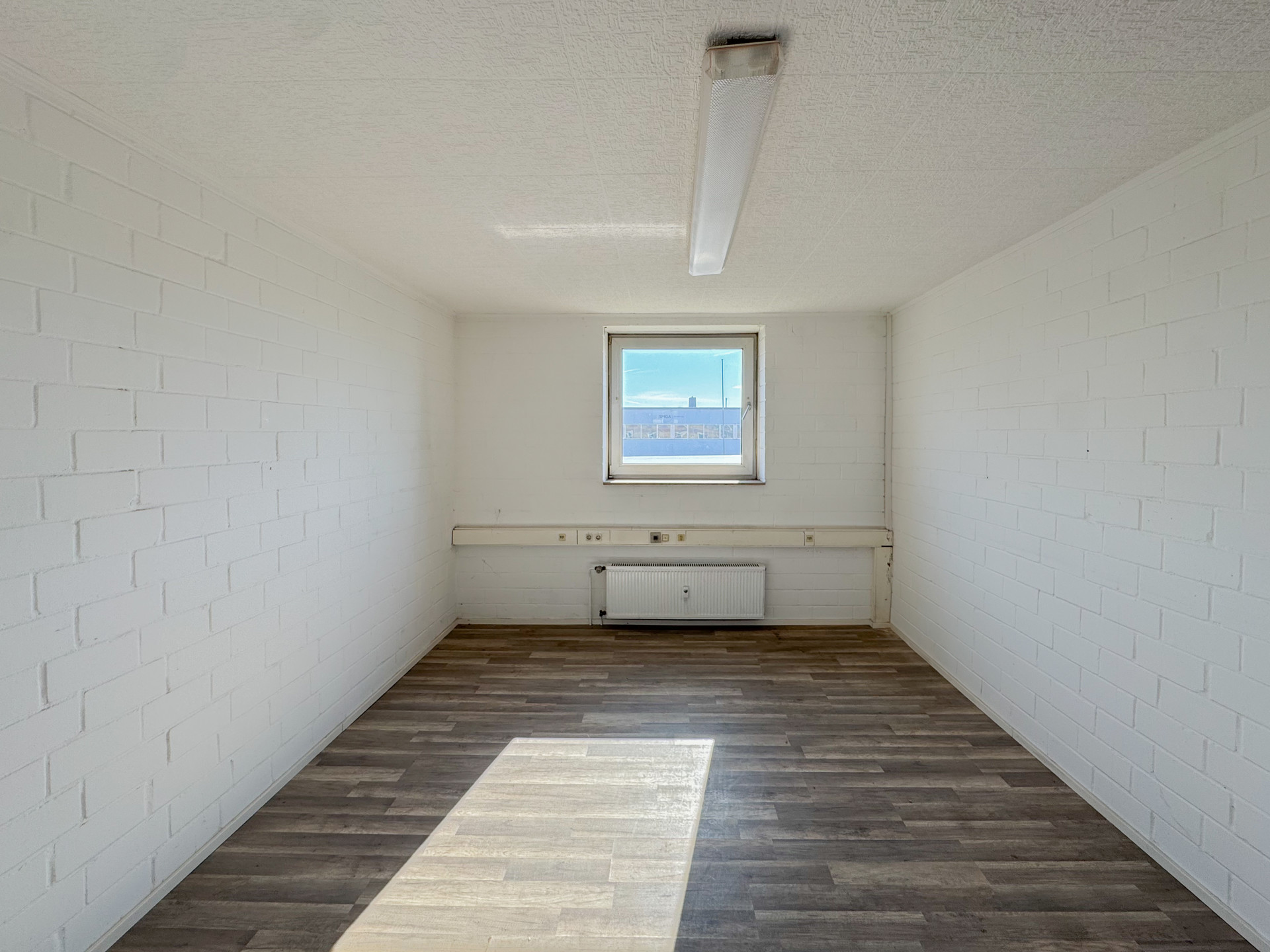 Büro 1