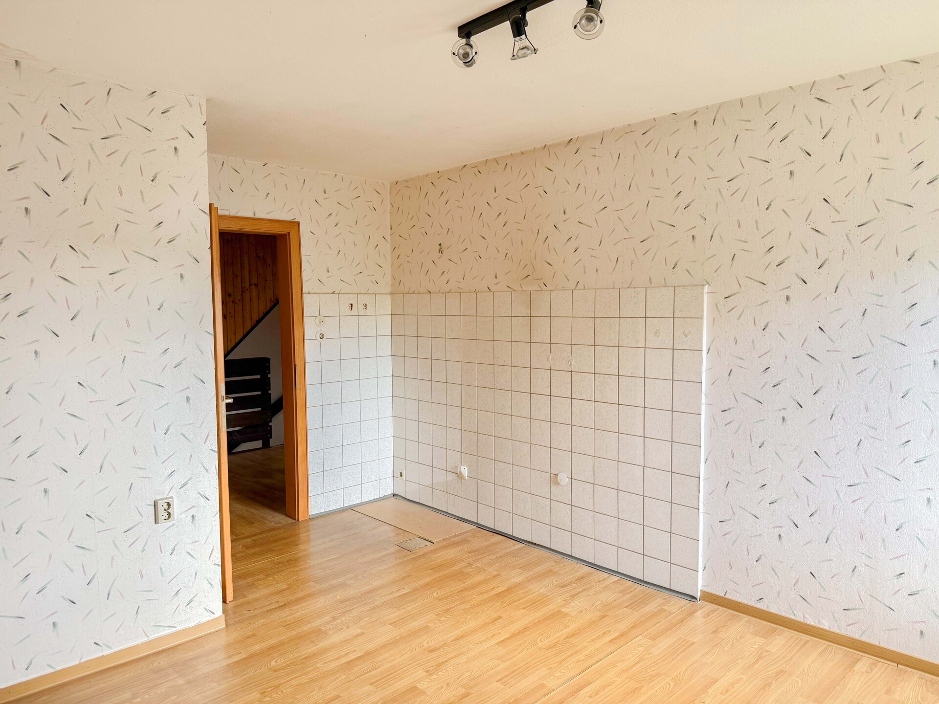 DG Zimmer (ehem. Küche)