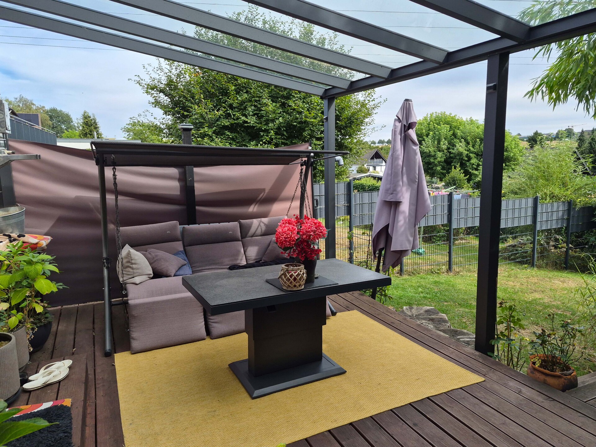 überdachte Terrasse
